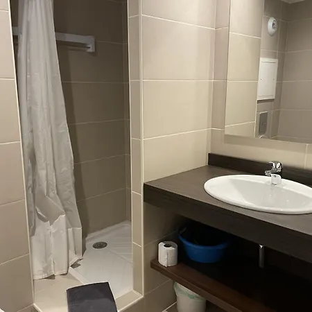 Résidence Le Portillo - Piscine - Pour 4 Personnes Mae-5313 * Eaux-Bonnes
